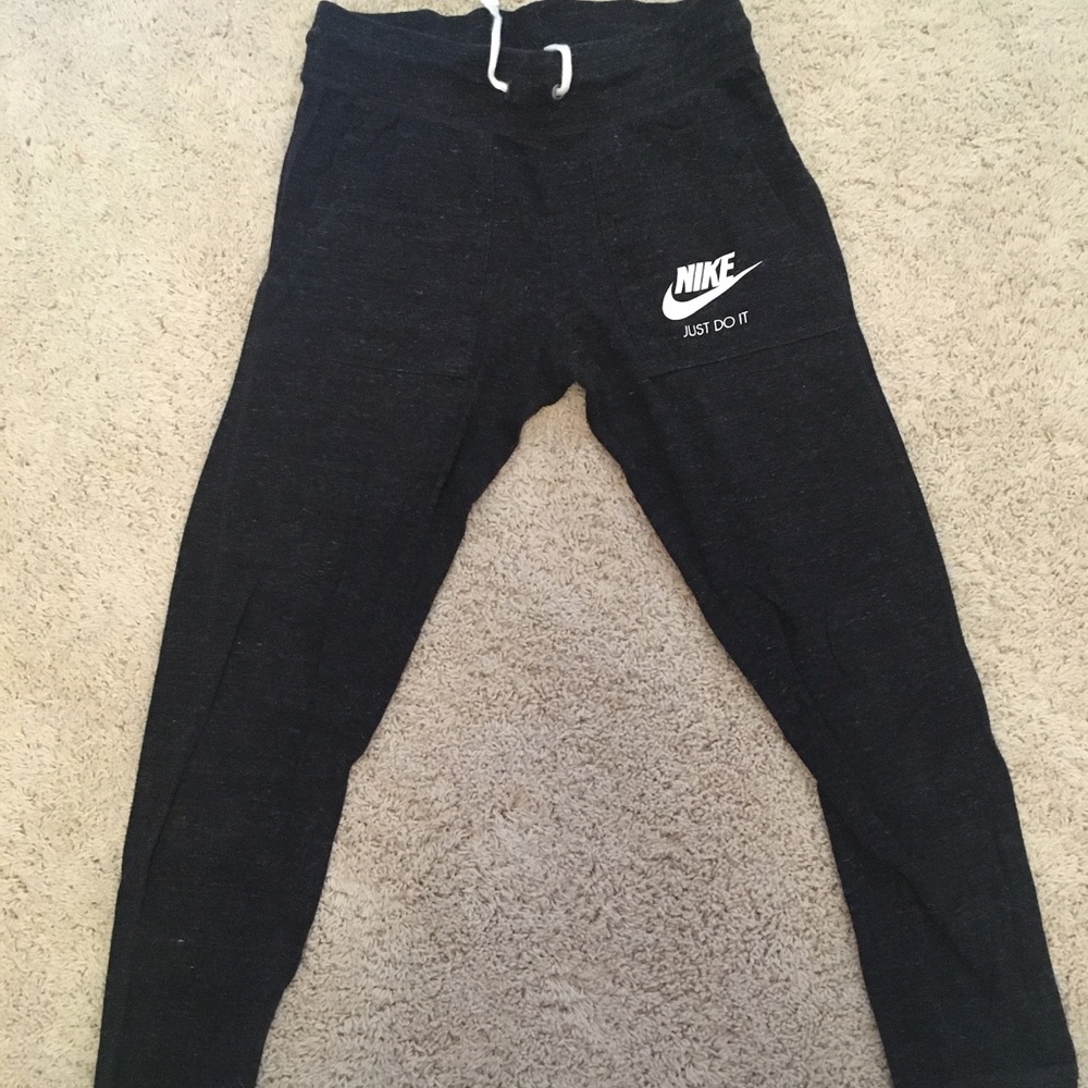 Nike joggers